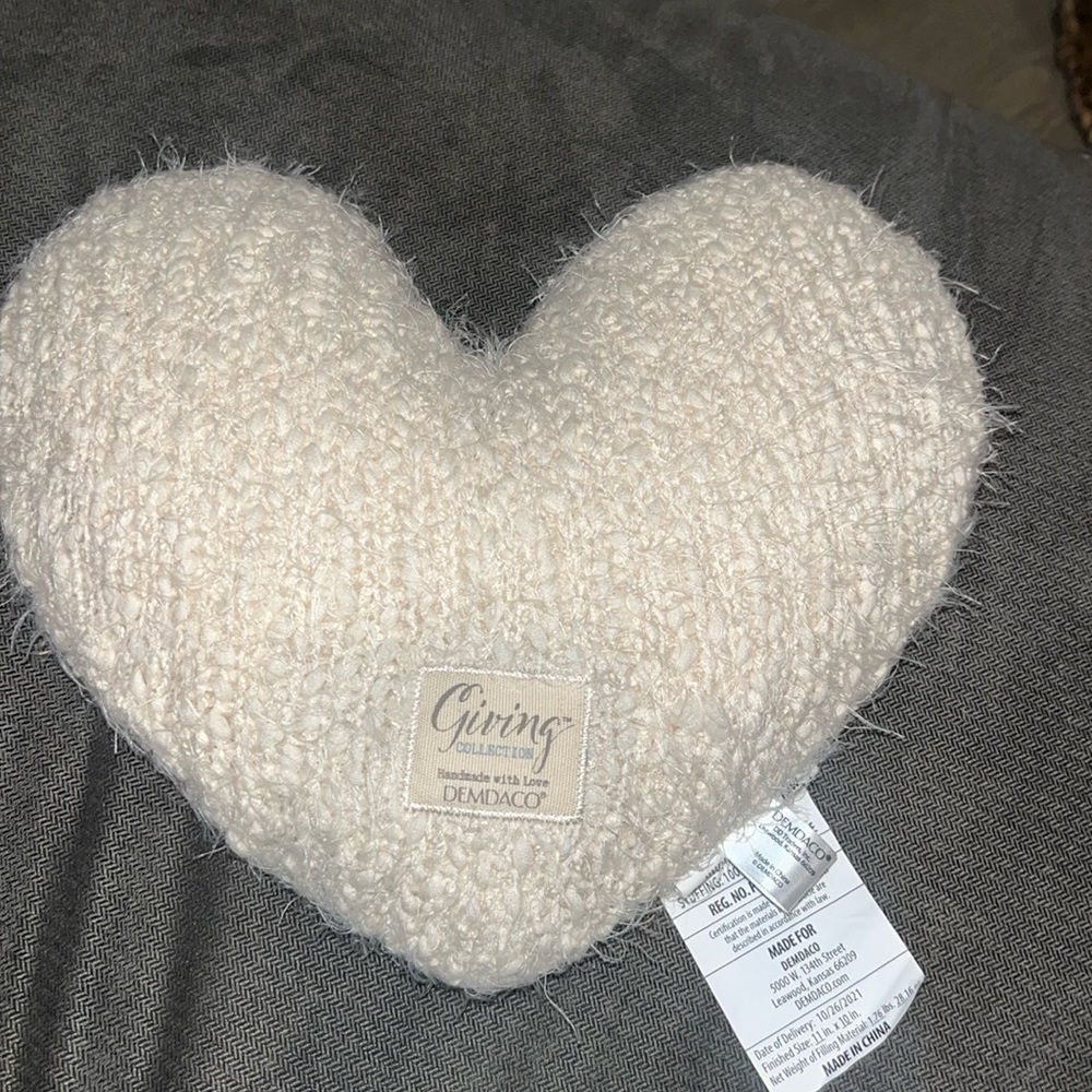 Like new Giving Heart Pillow, Cream